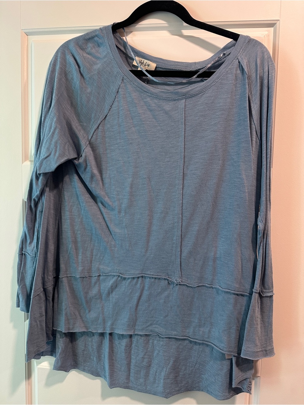 Women’s Blue Top